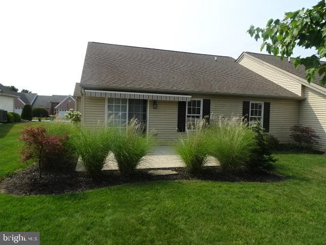 170 Lantern Lane photo 7