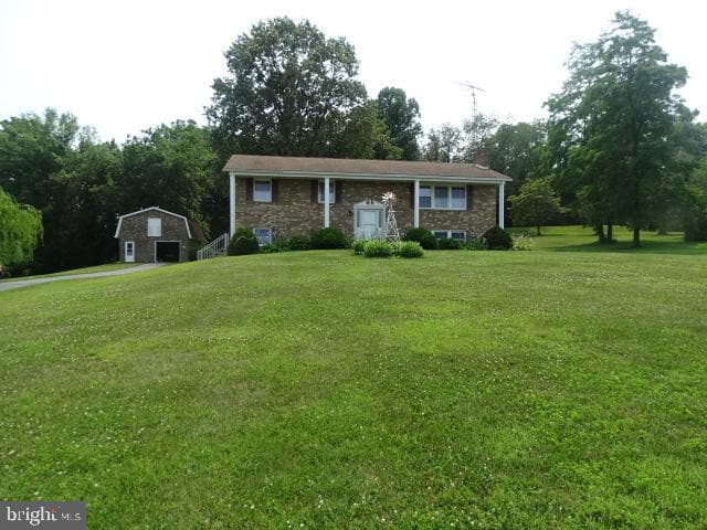 8114 Diehls Woods Road photo 1