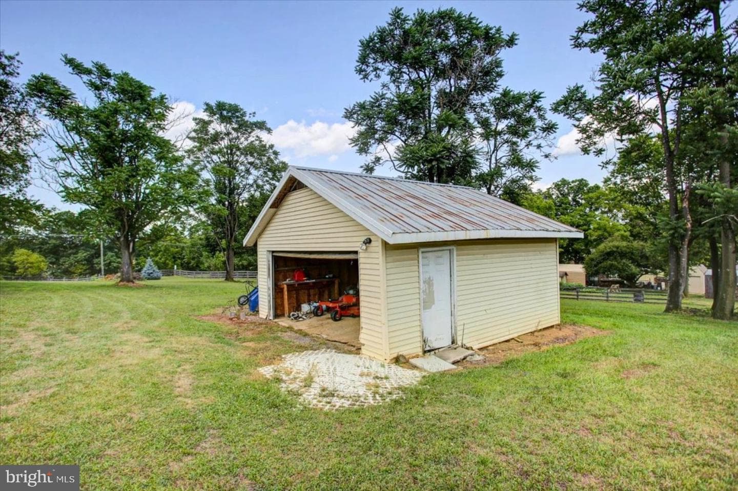 5140 Bino Road photo 71