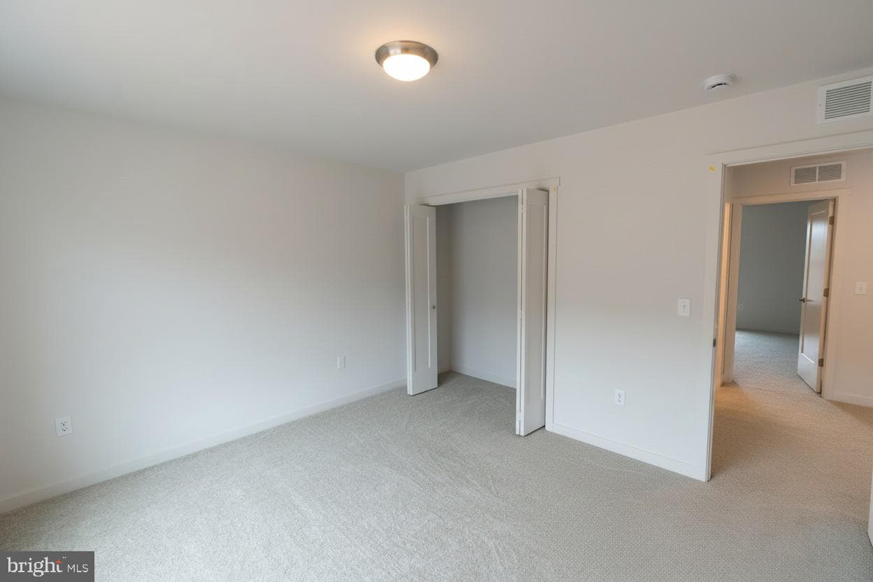 10216 Thornwood Road photo 7