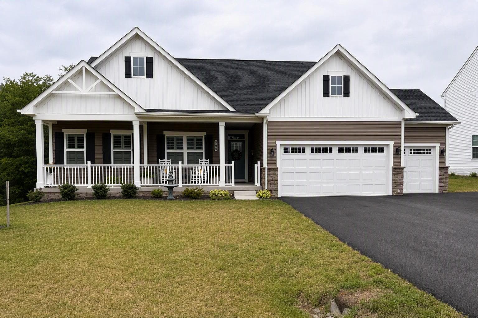 1601 Shannon Drive S photo 1