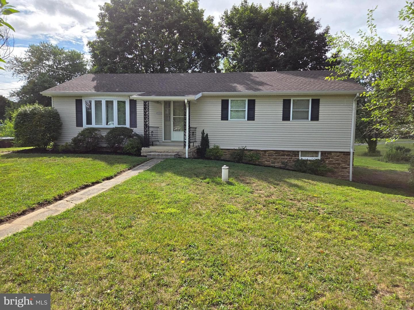 10624 Scenic View Drive photo 1