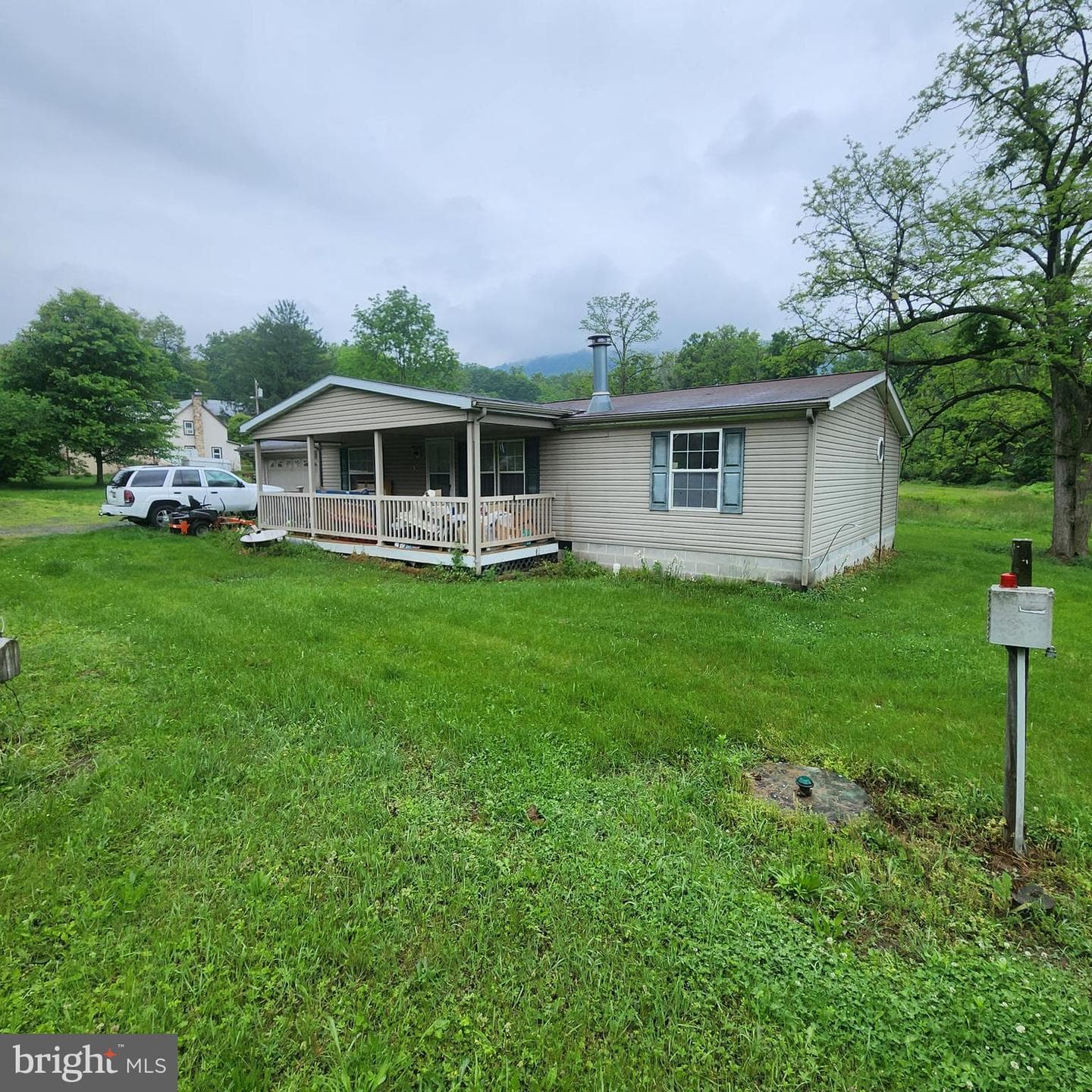 13581 Main Street photo 1
