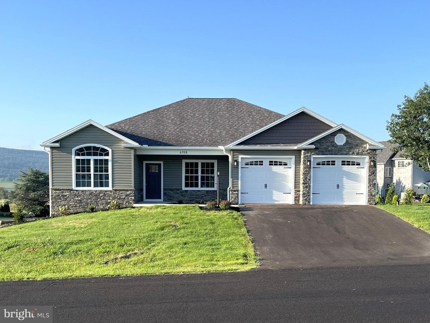 6358 Saucon Valley Drive photo 1