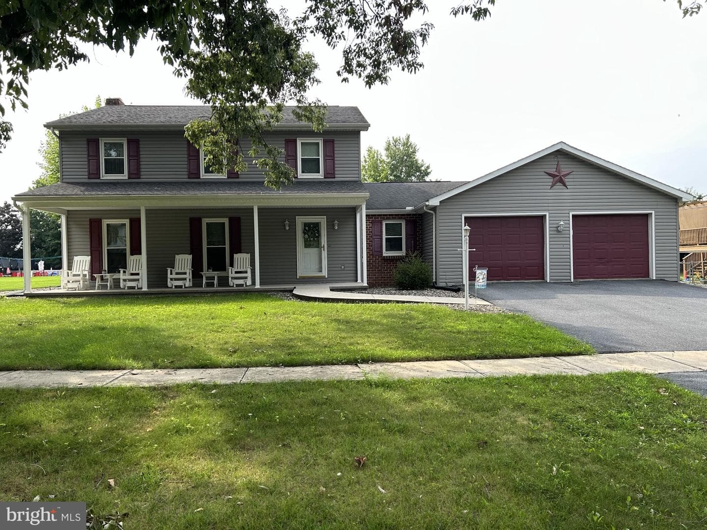610 Westover Road photo 1