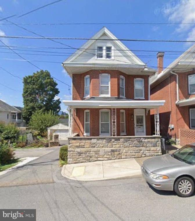 28 S Grant Street photo 1