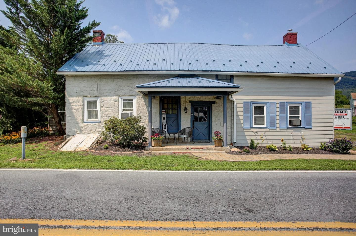 10299 Mountain Road photo 1