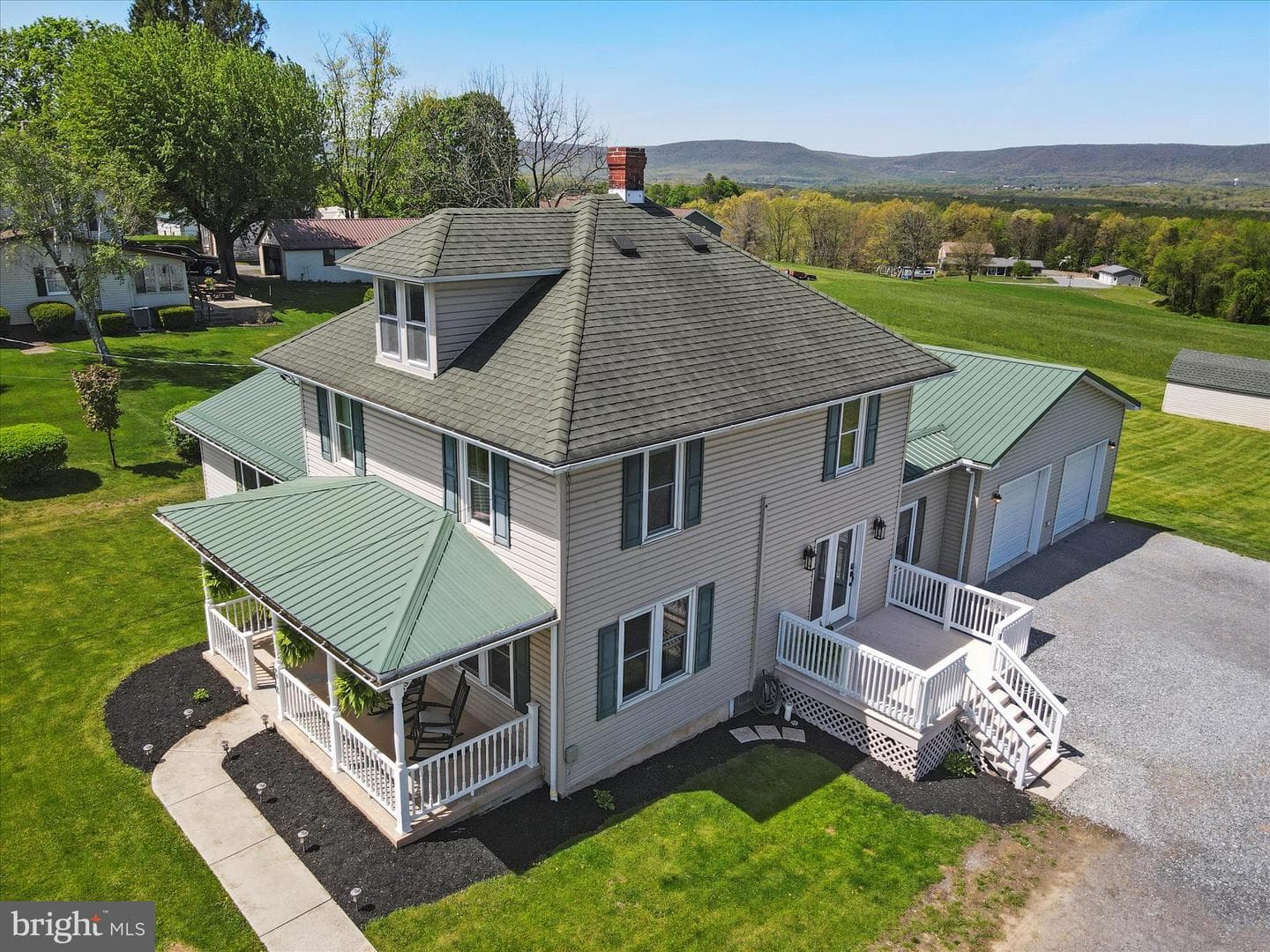 219 N Clear Ridge Road photo 3