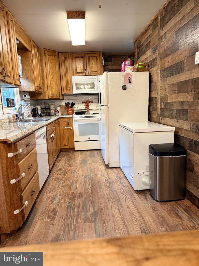 765 Lions Park Drive photo 6