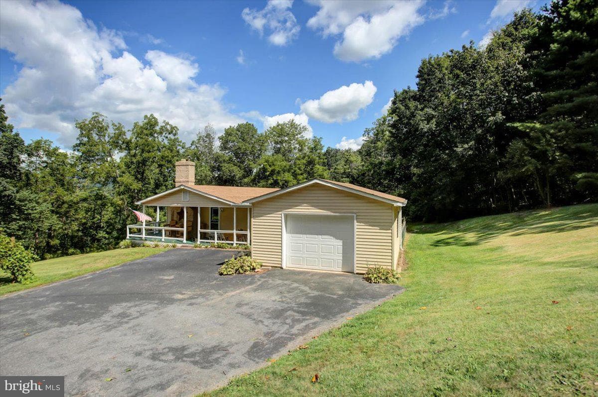 785 Fischer Road photo 3