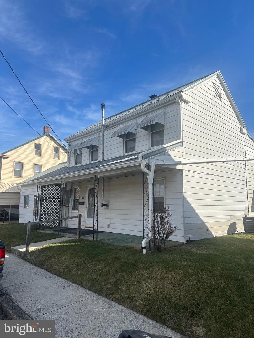 308 N 3rd Street photo 2