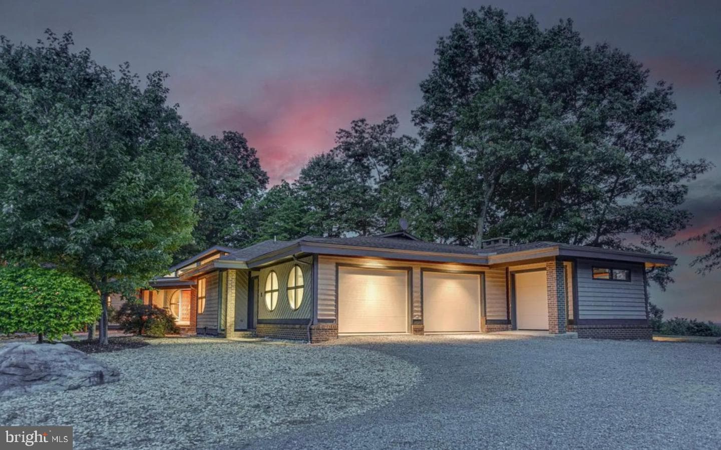 349 Lucas Road photo 2
