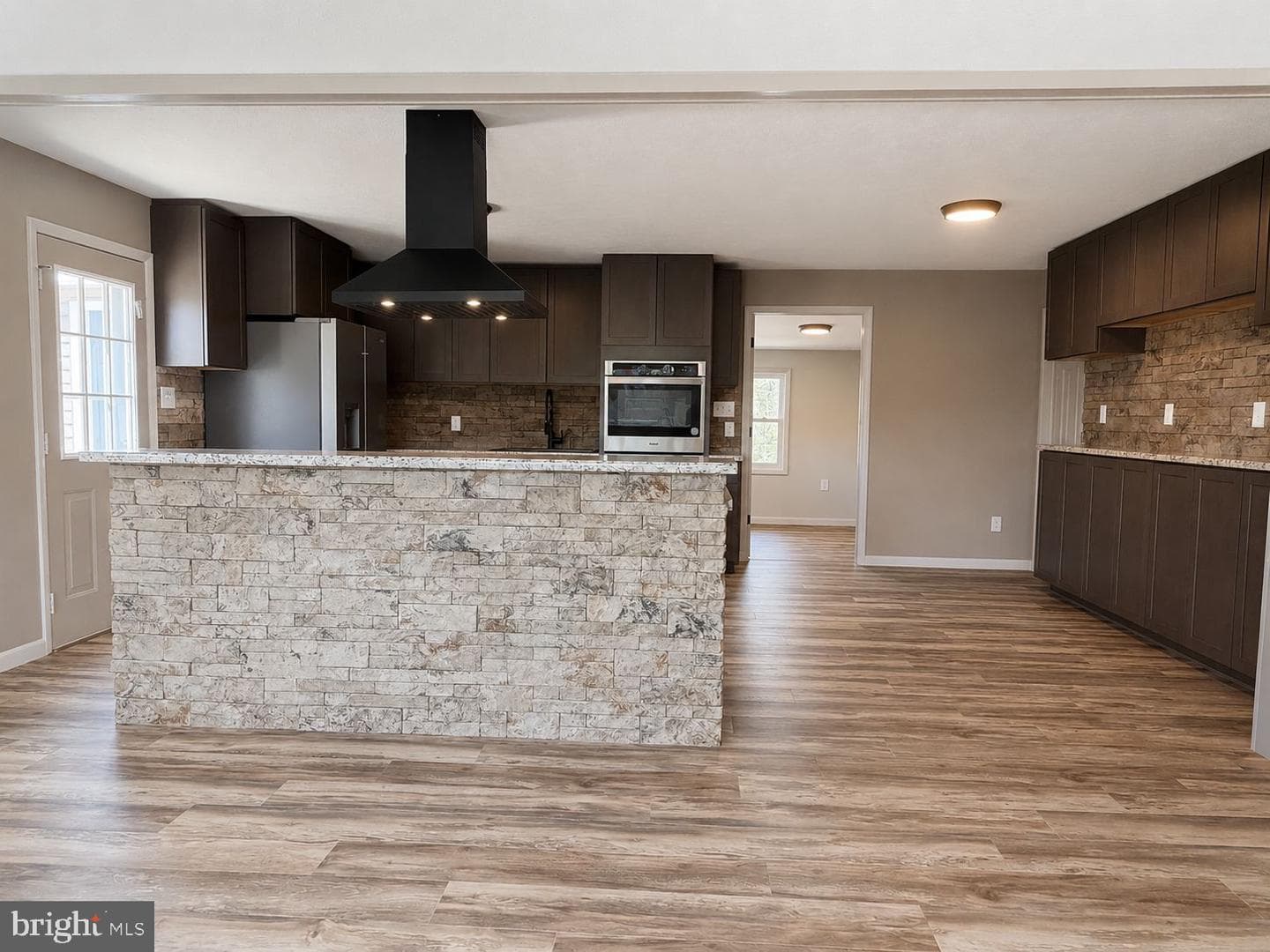 2111 Black Oak photo 10