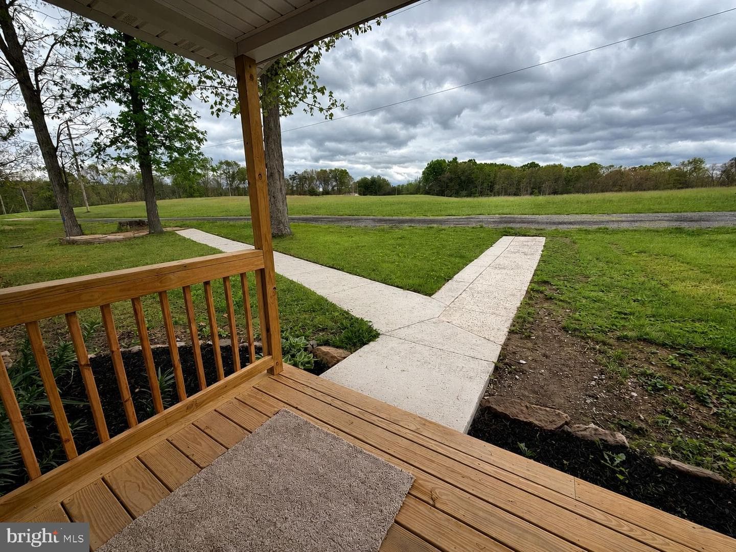 2111 Black Oak photo 4