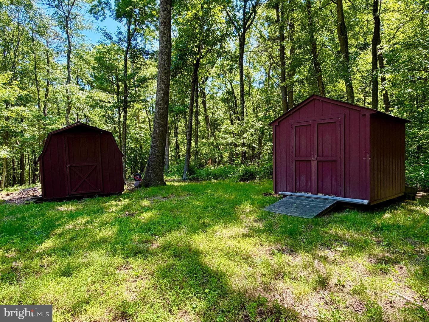 317 Mountainside Road photo 11