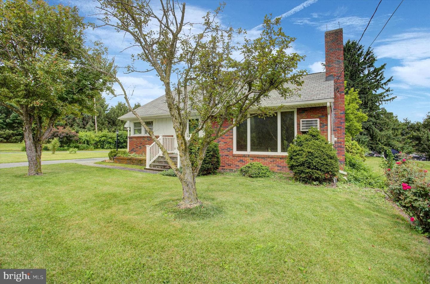 580 Buchanan Trail photo 39