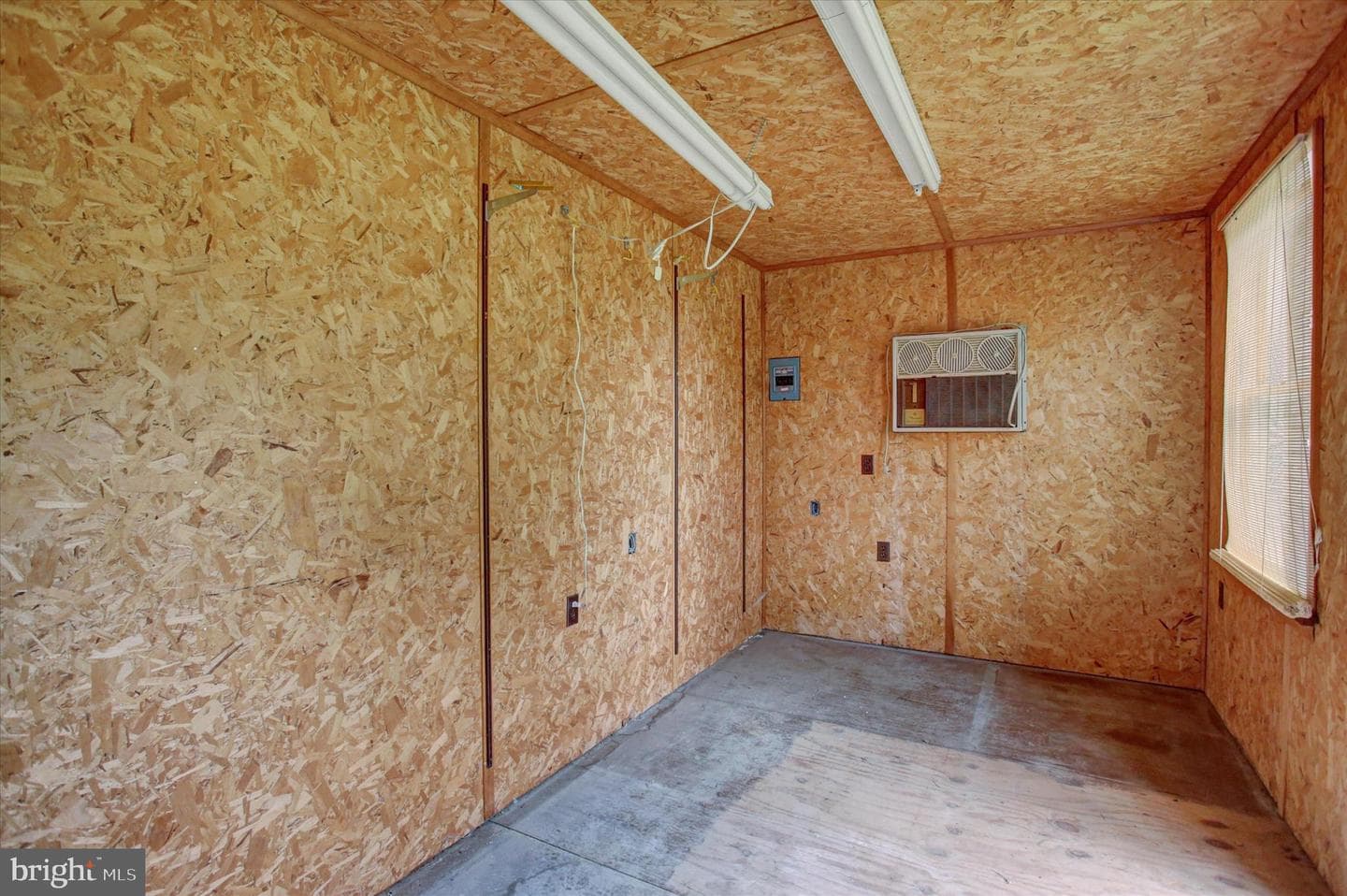 580 Buchanan Trail photo 51