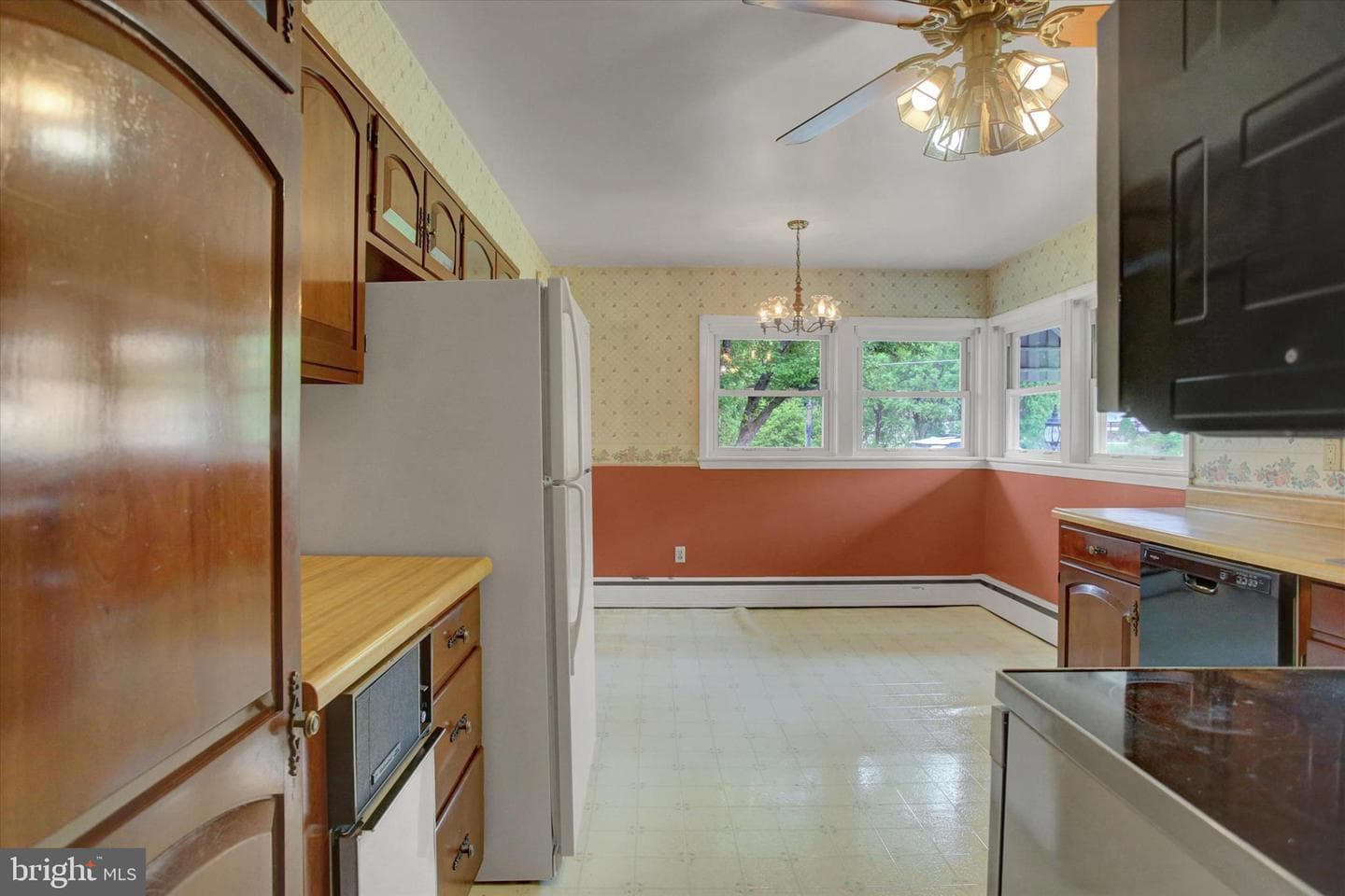 580 Buchanan Trail photo 9