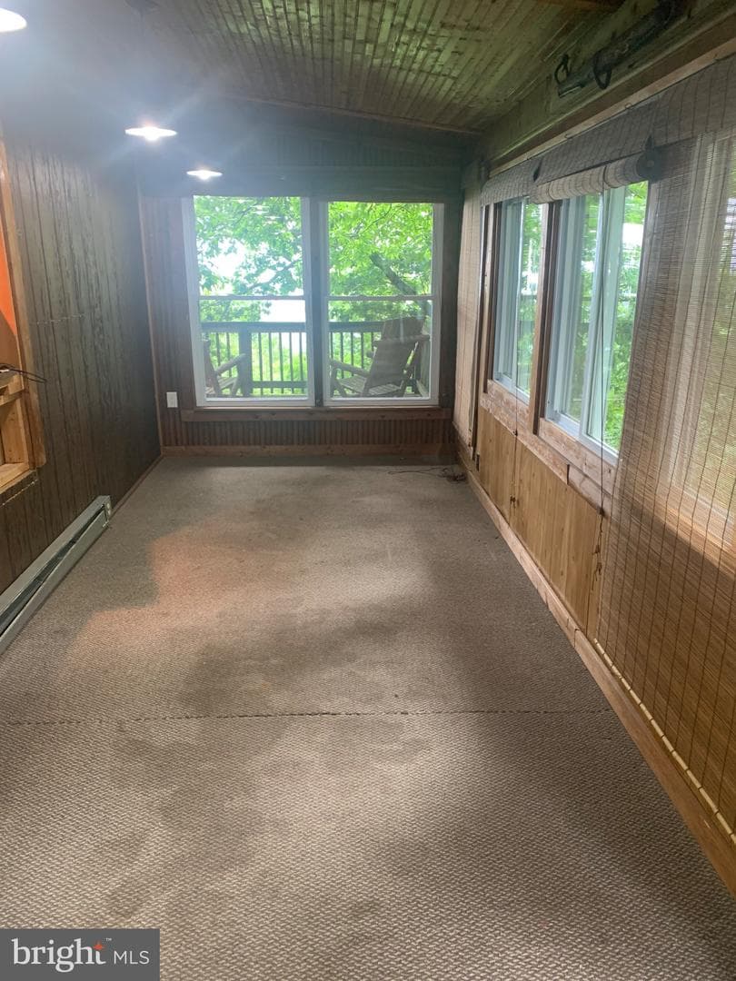 1102 N Mountain Top Drive photo 4
