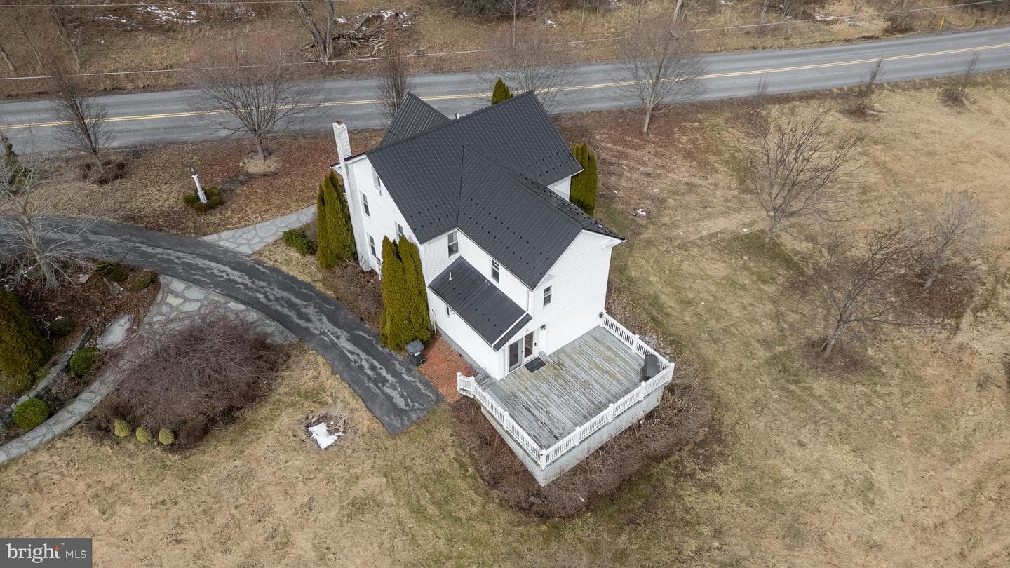 1467 Ridge Road photo 32