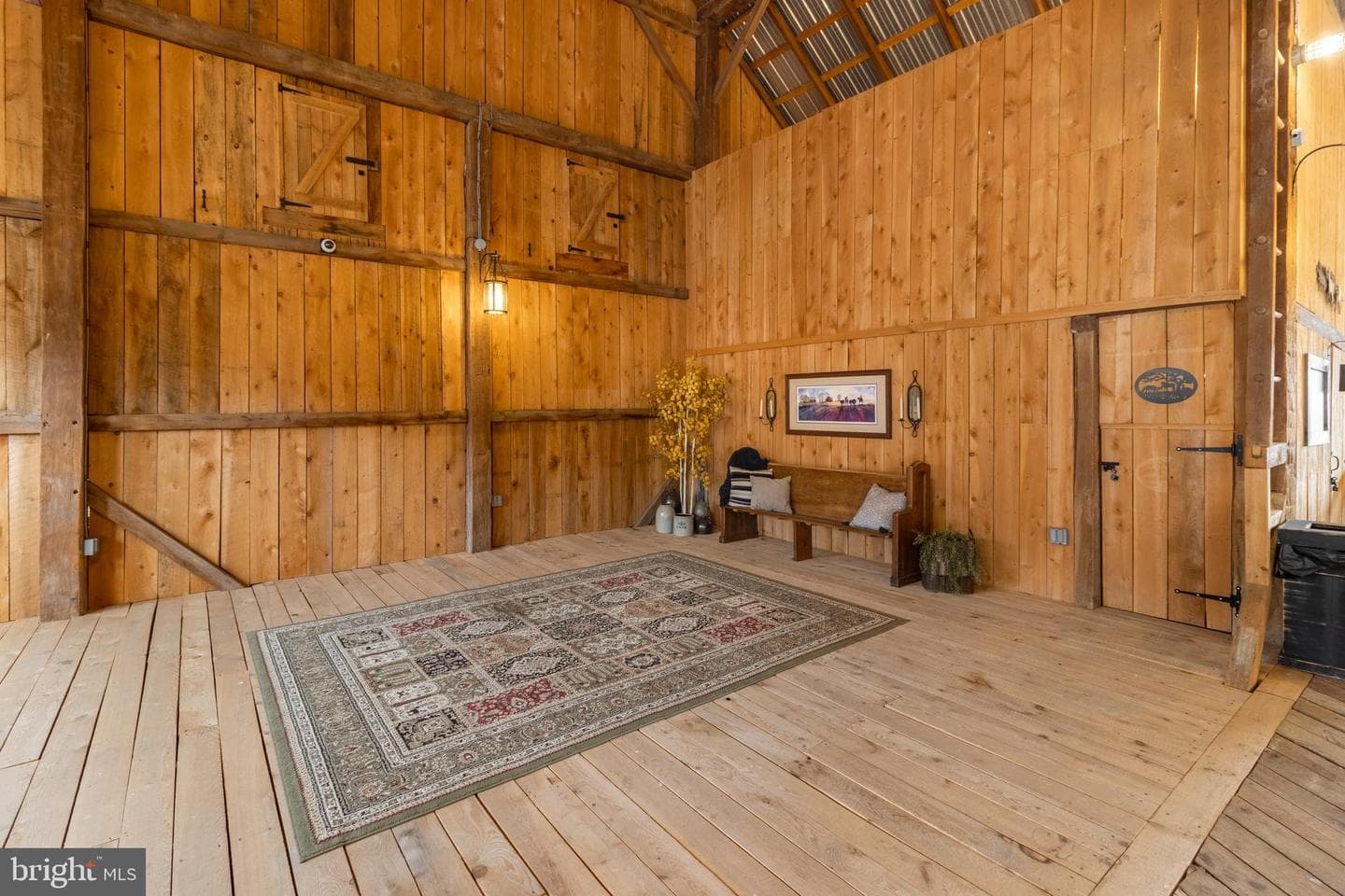 1467 Ridge Road photo 6