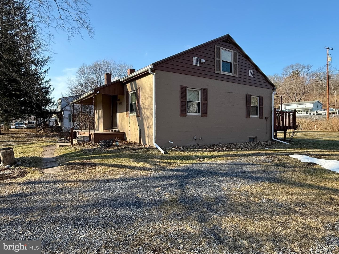 9505 Main Street photo 3