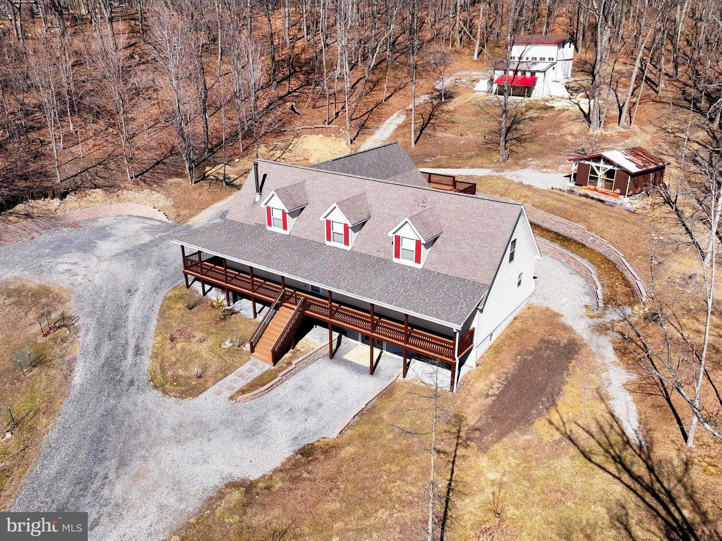 1807 Pine Ridge Road photo 2