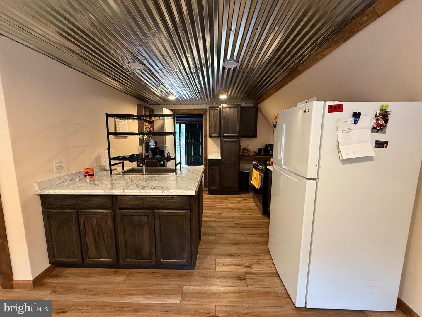 7505 Mountain View Drive photo 5