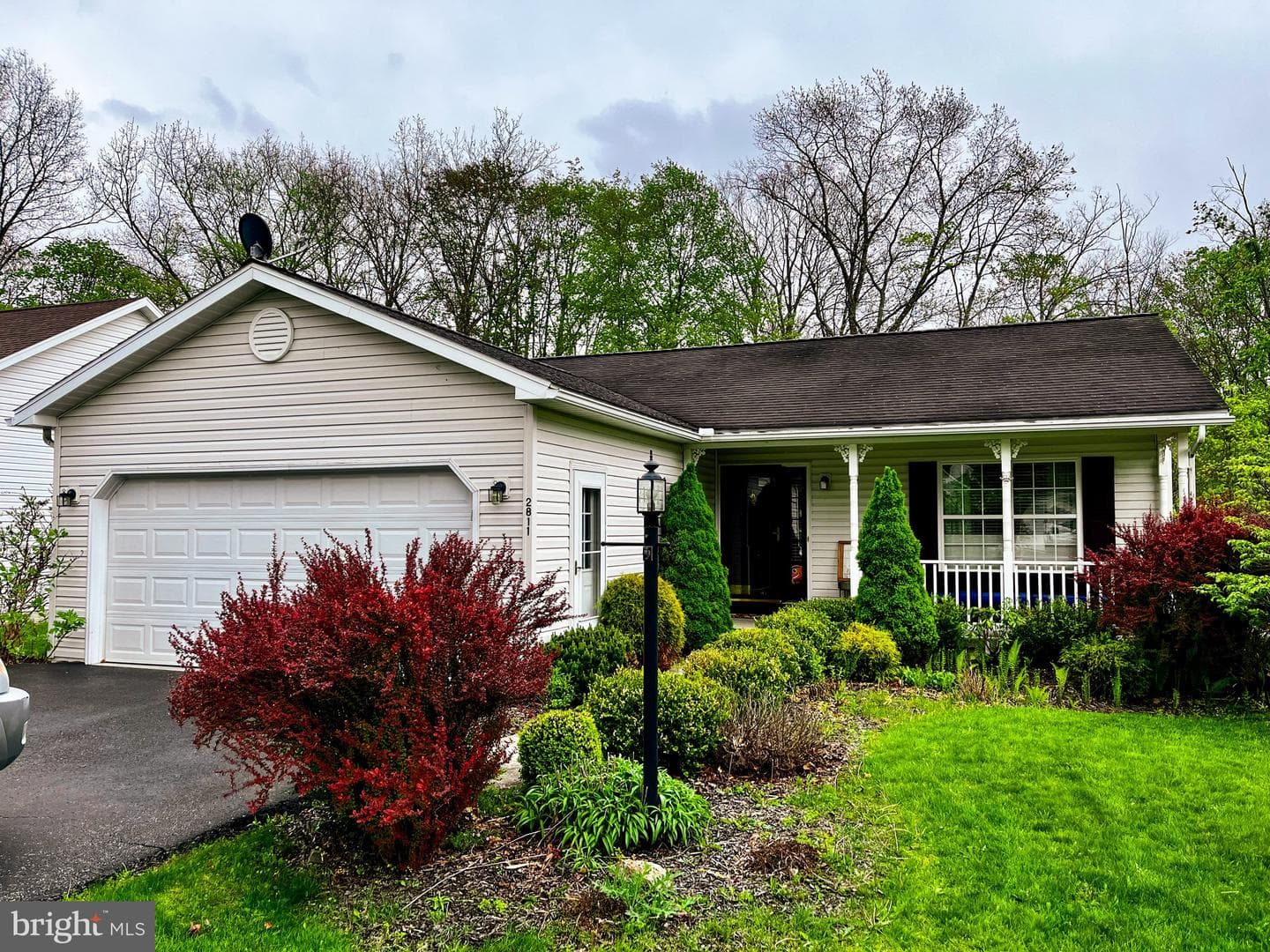 2811 Chapel Hill Road photo 4