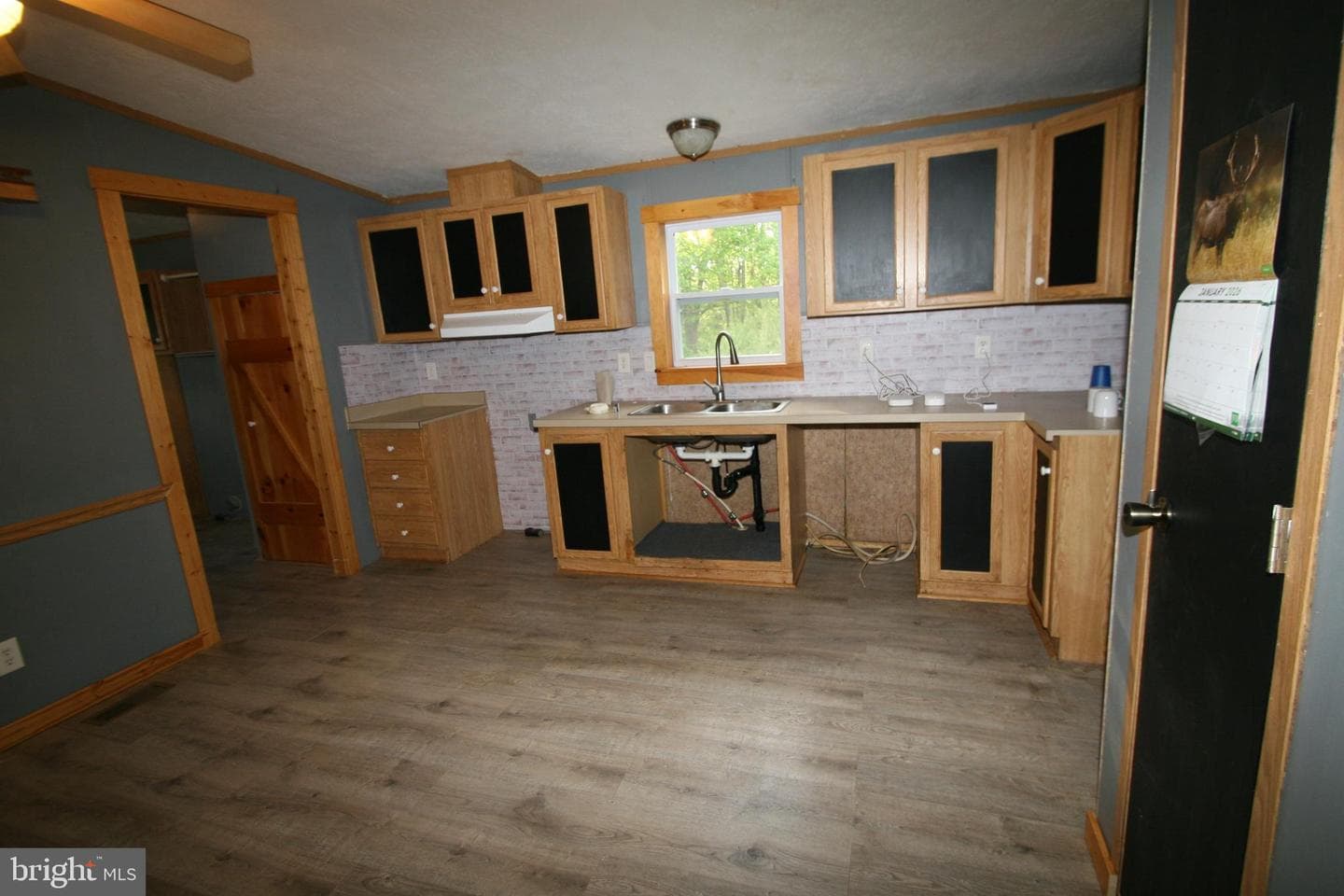 24968 Locke photo 12
