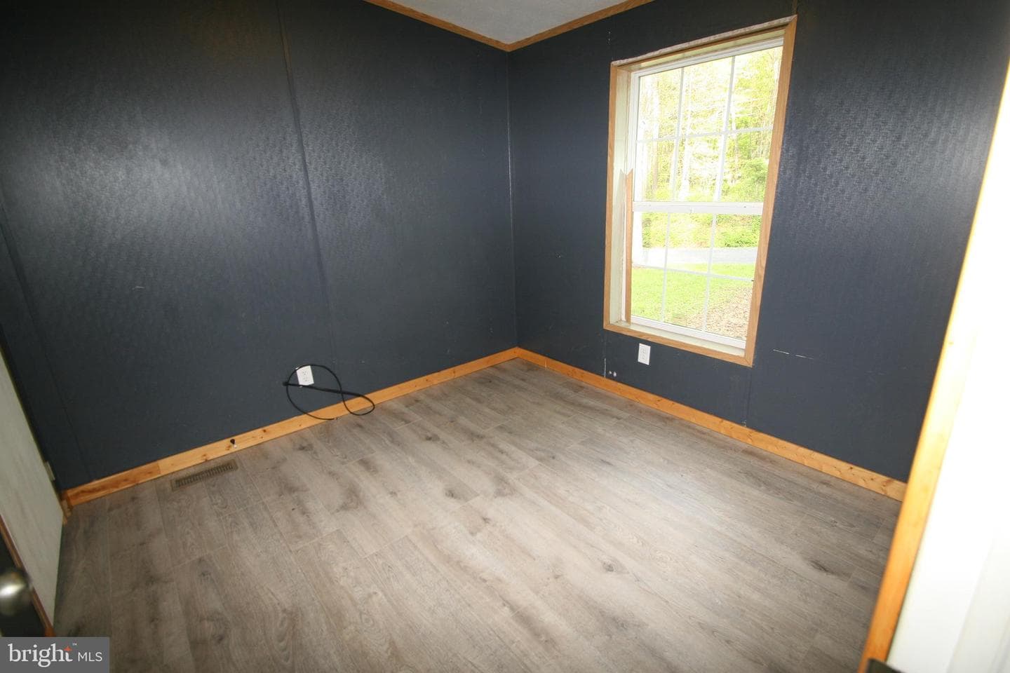 24968 Locke photo 17