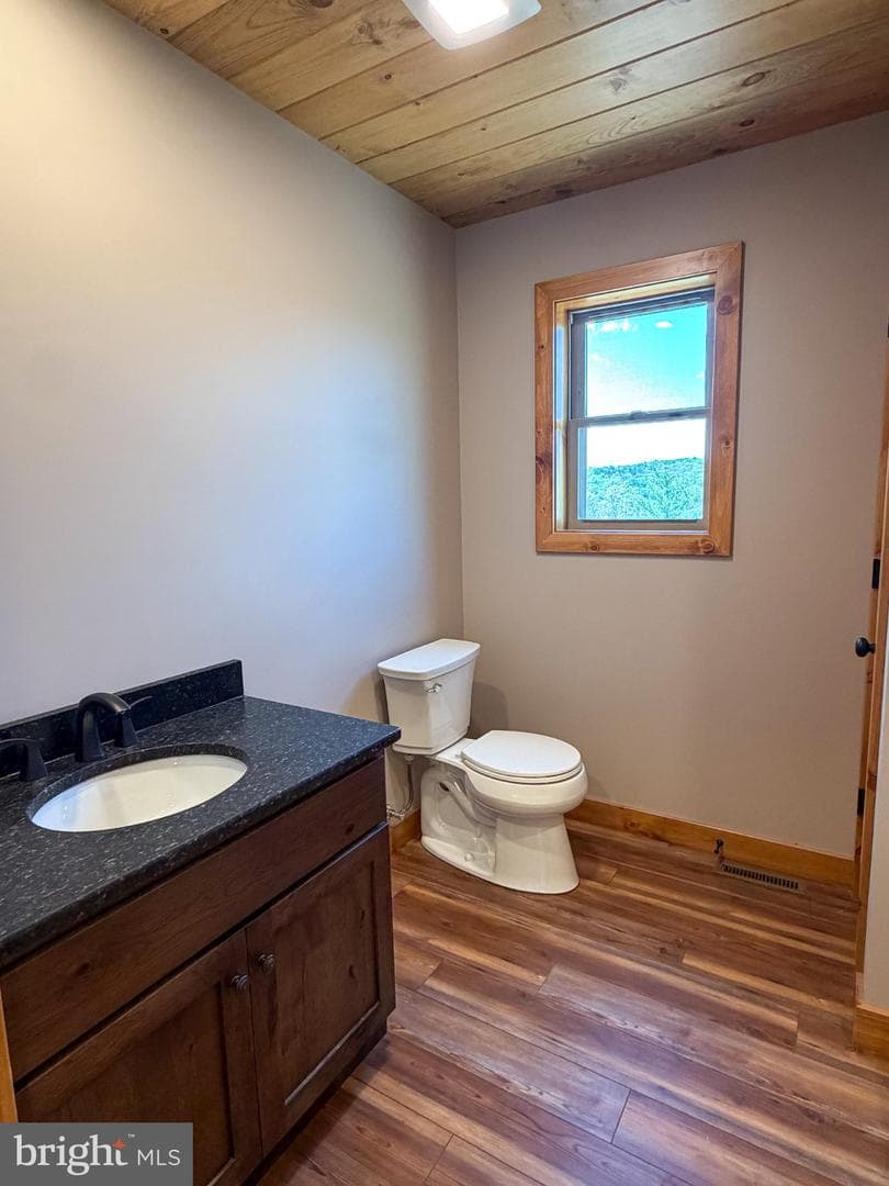 7776 Echo Heights Drive photo 24
