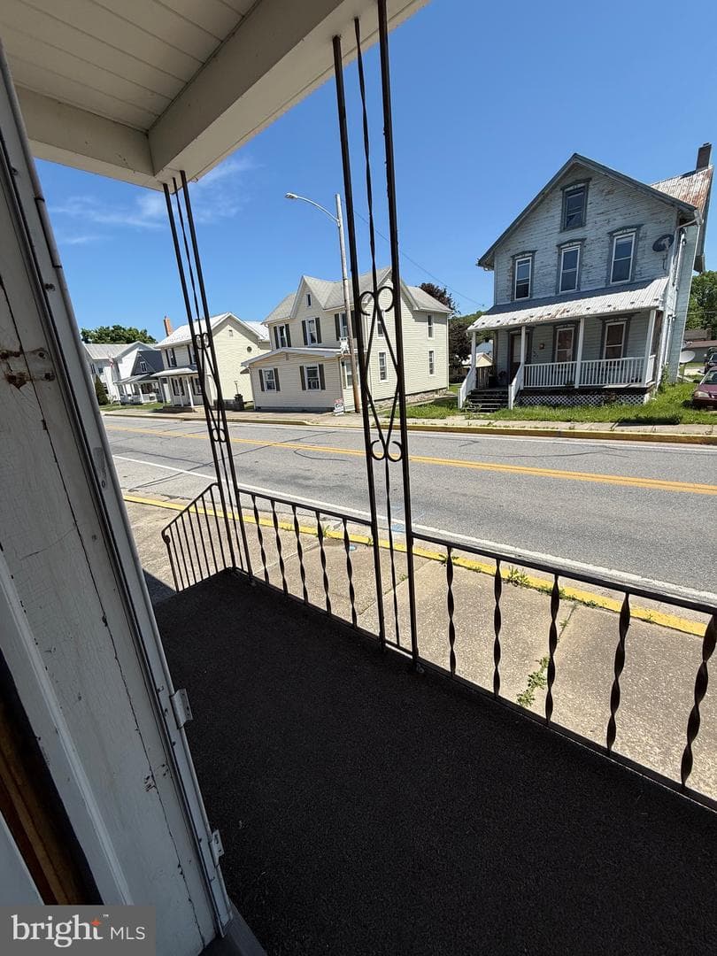 366 Ridgley Street photo 20
