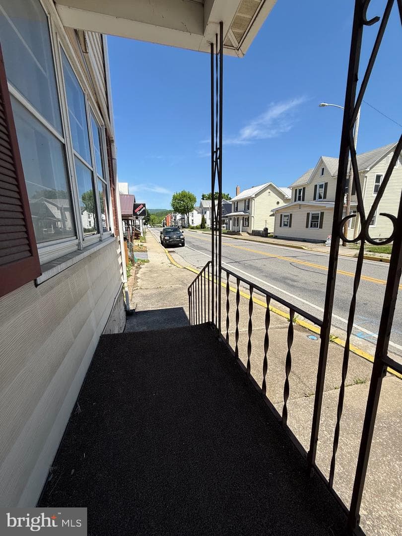 366 Ridgley Street photo 21