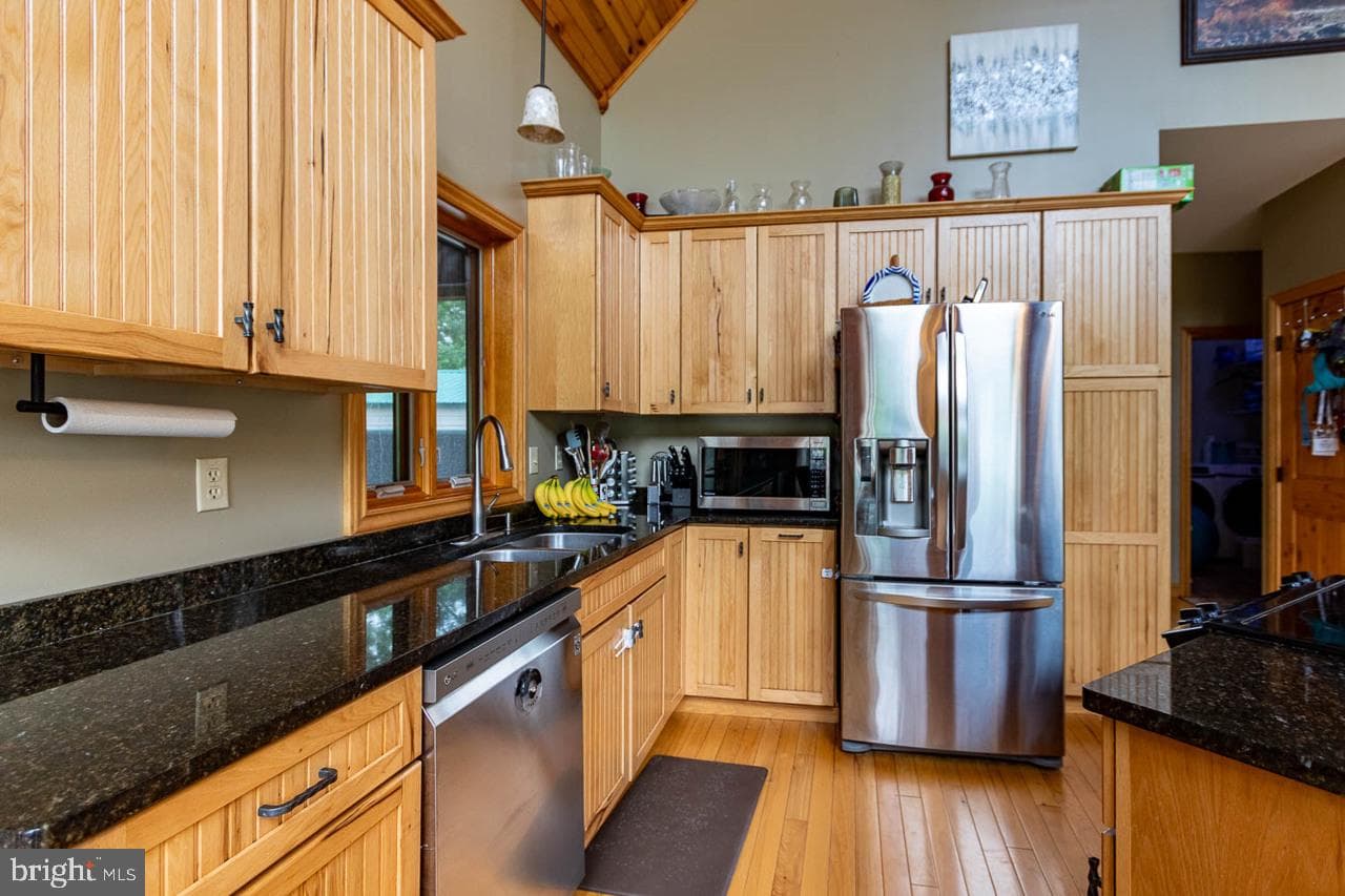6882 Hungry Hollow Road photo 6