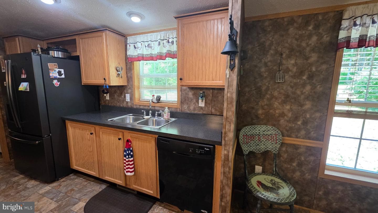 2976 Charter Oak Rd photo 31