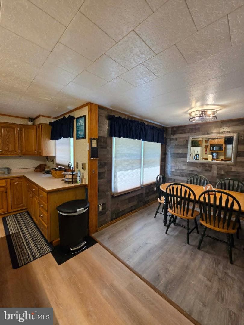 3400 Streamside Drive photo 7