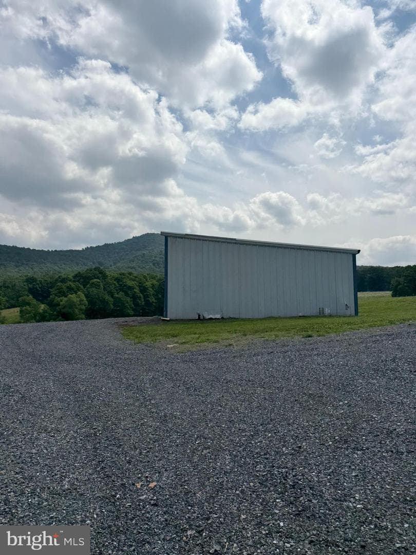 5861 Old Plank Road photo 17