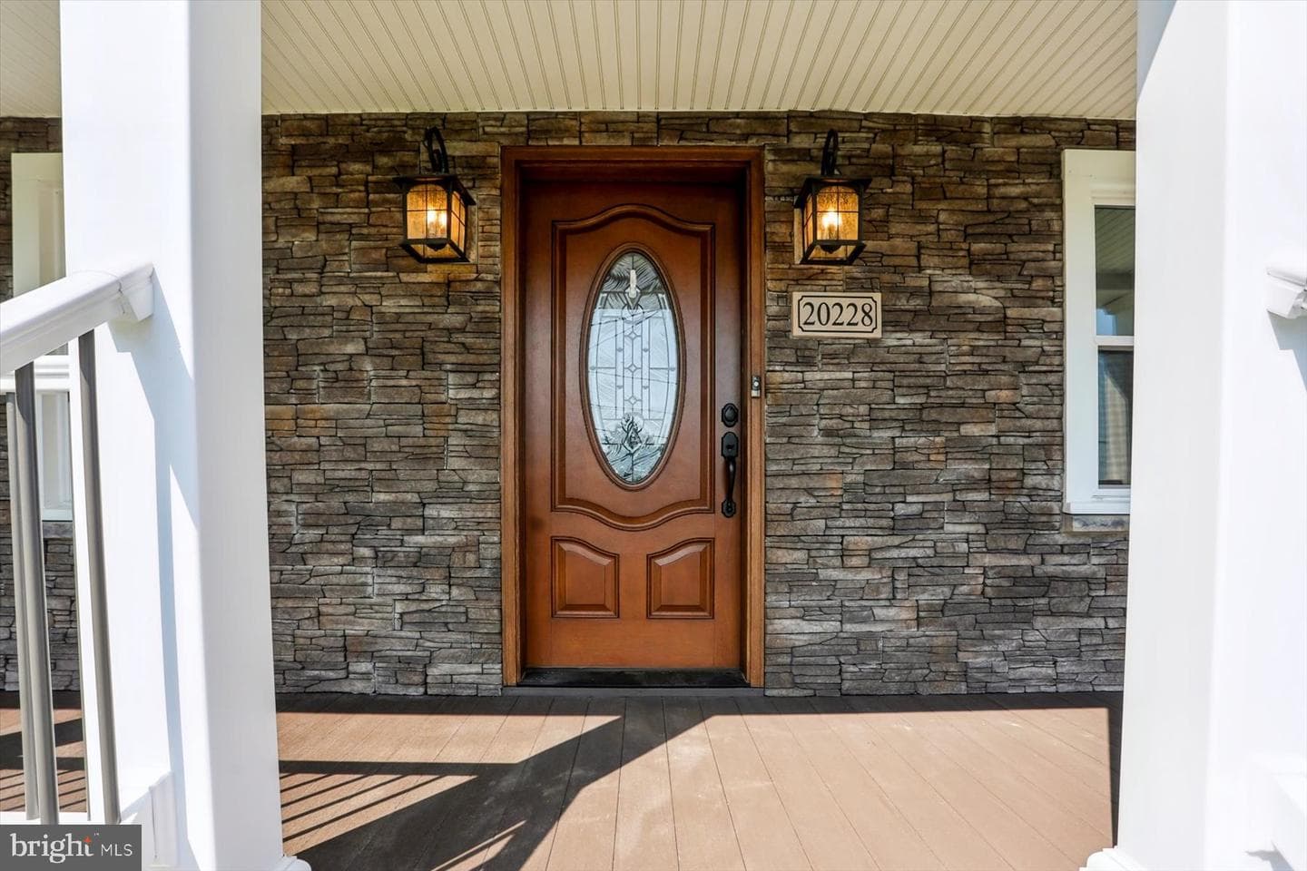 20228 2nd Street photo 2