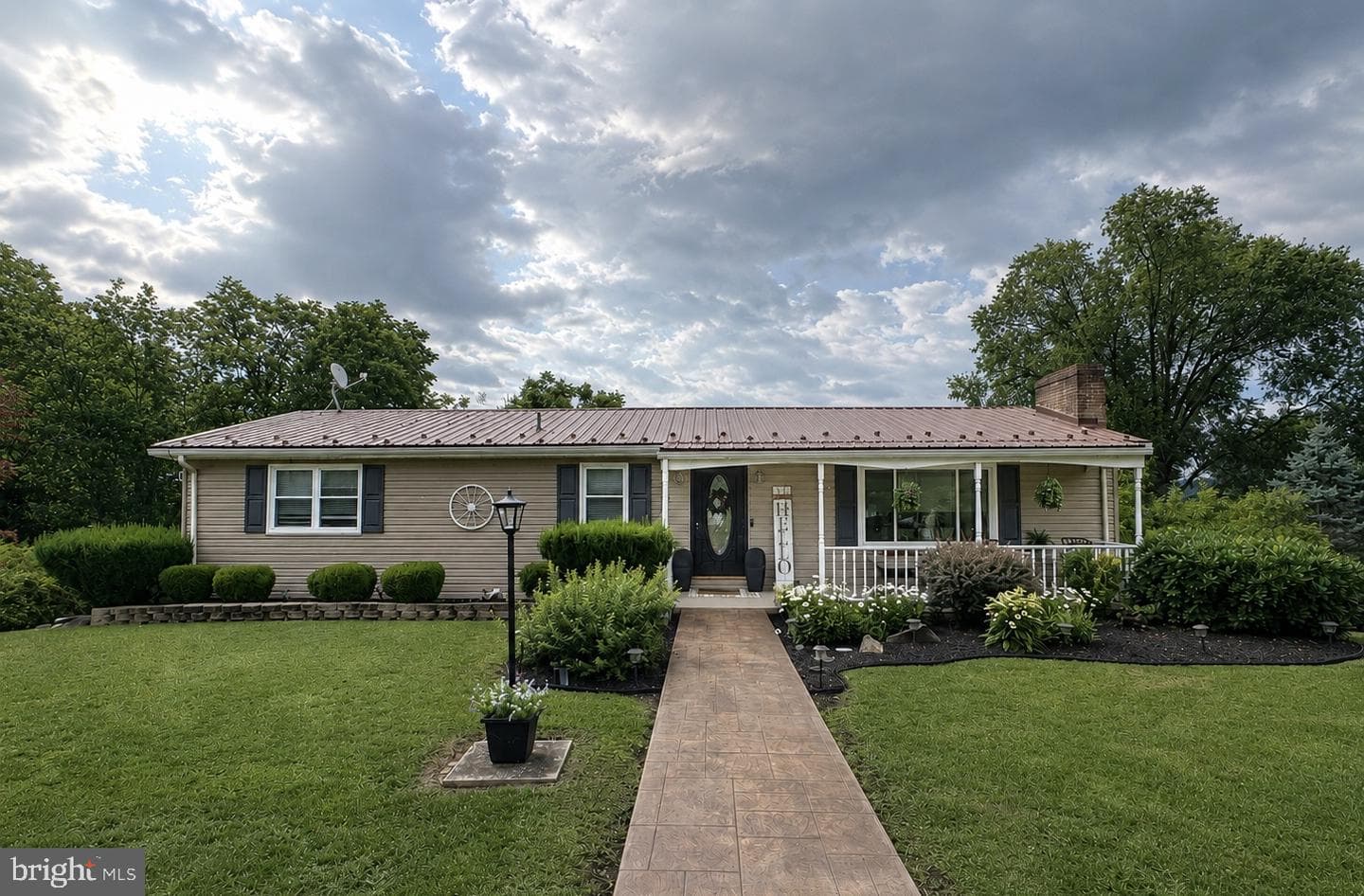 2451 Cold Springs Road photo 3
