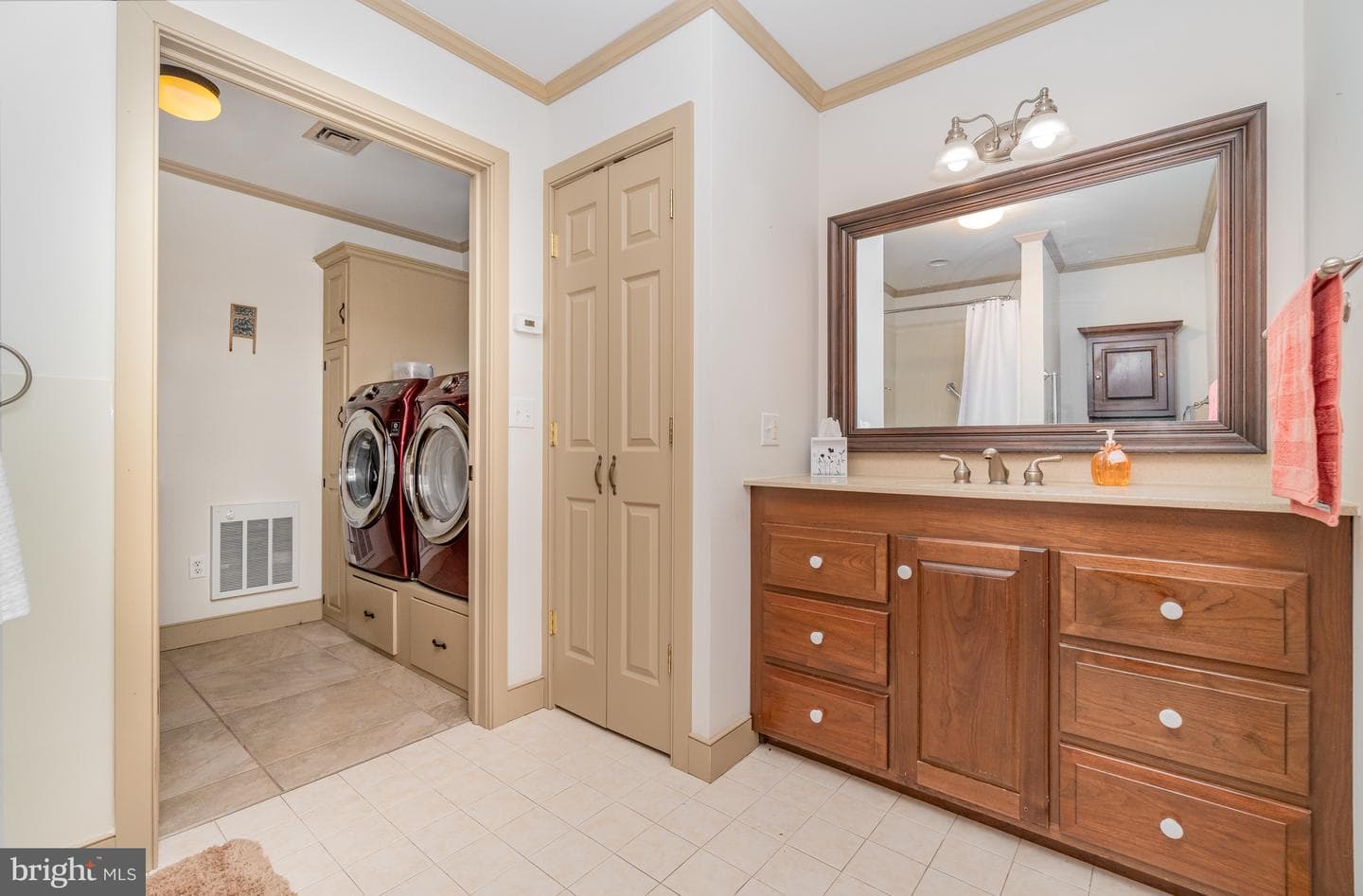 36 Sassafras Lane photo 17