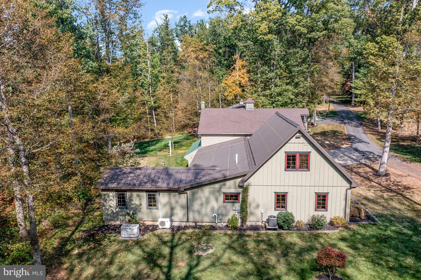 36 Sassafras Lane photo 51