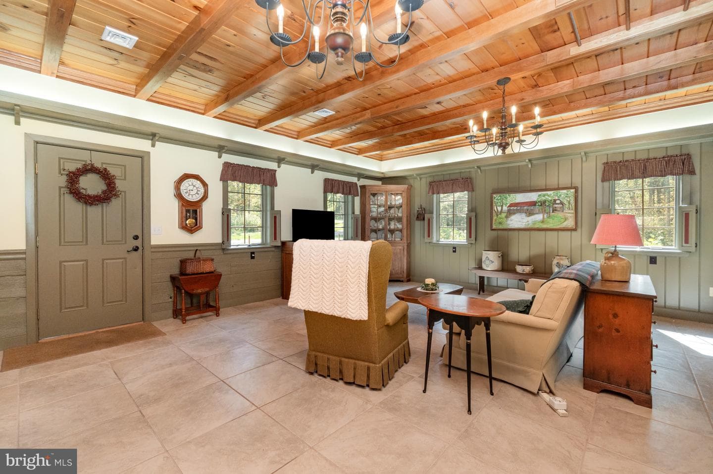 36 Sassafras Lane photo 6