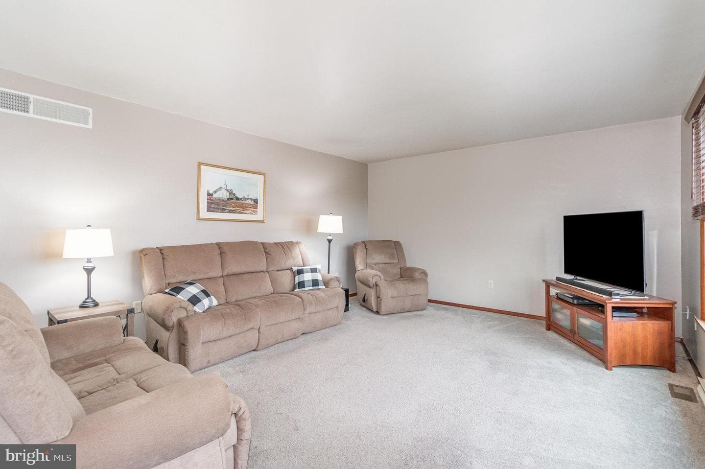 122 Wesson Ct photo 5