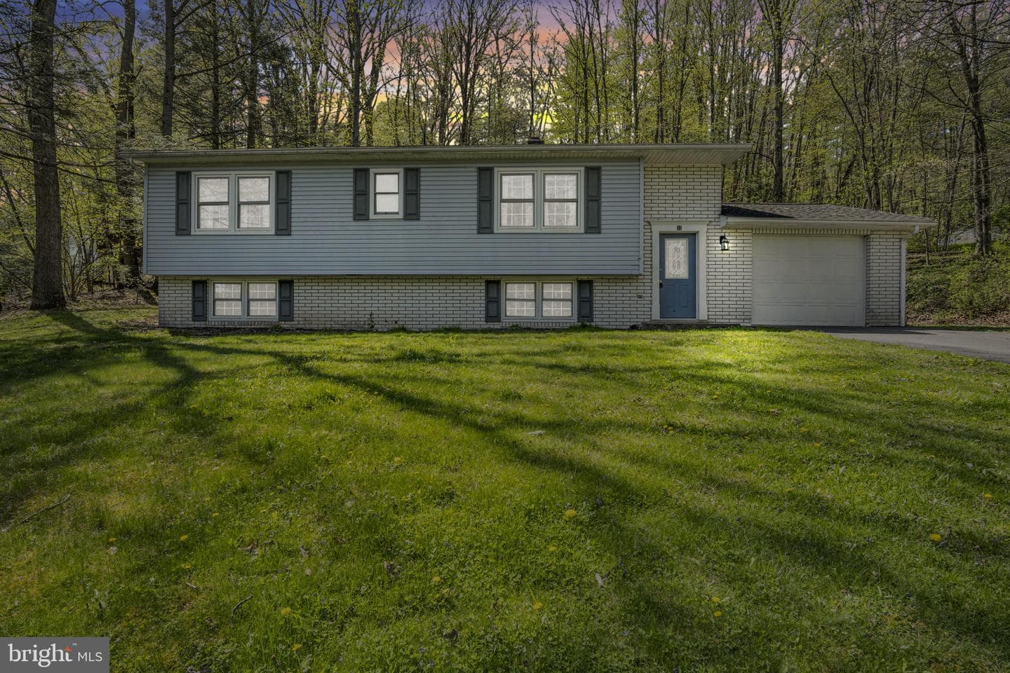 32 Birch Drive photo 1