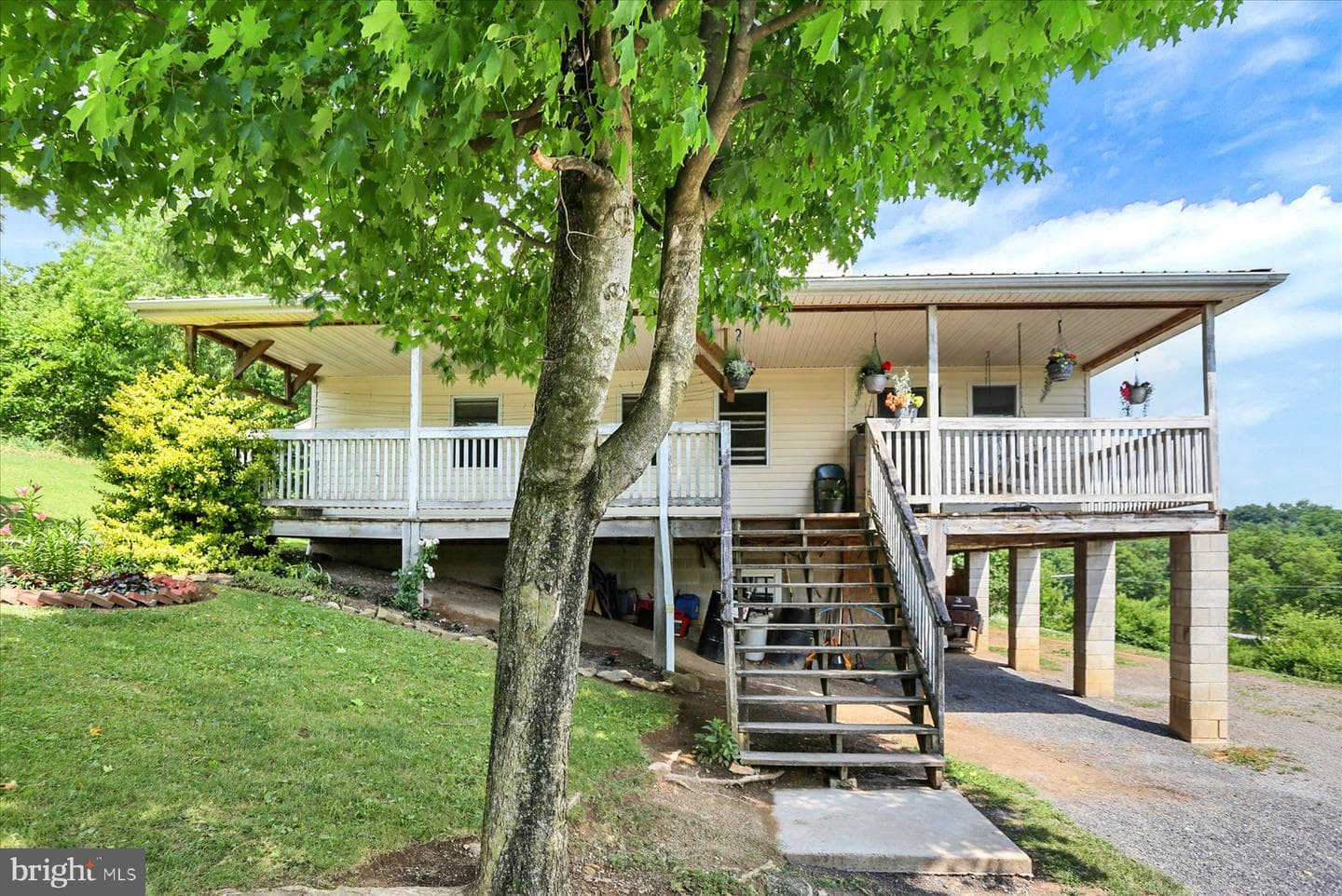 125 Birch Lane photo 3