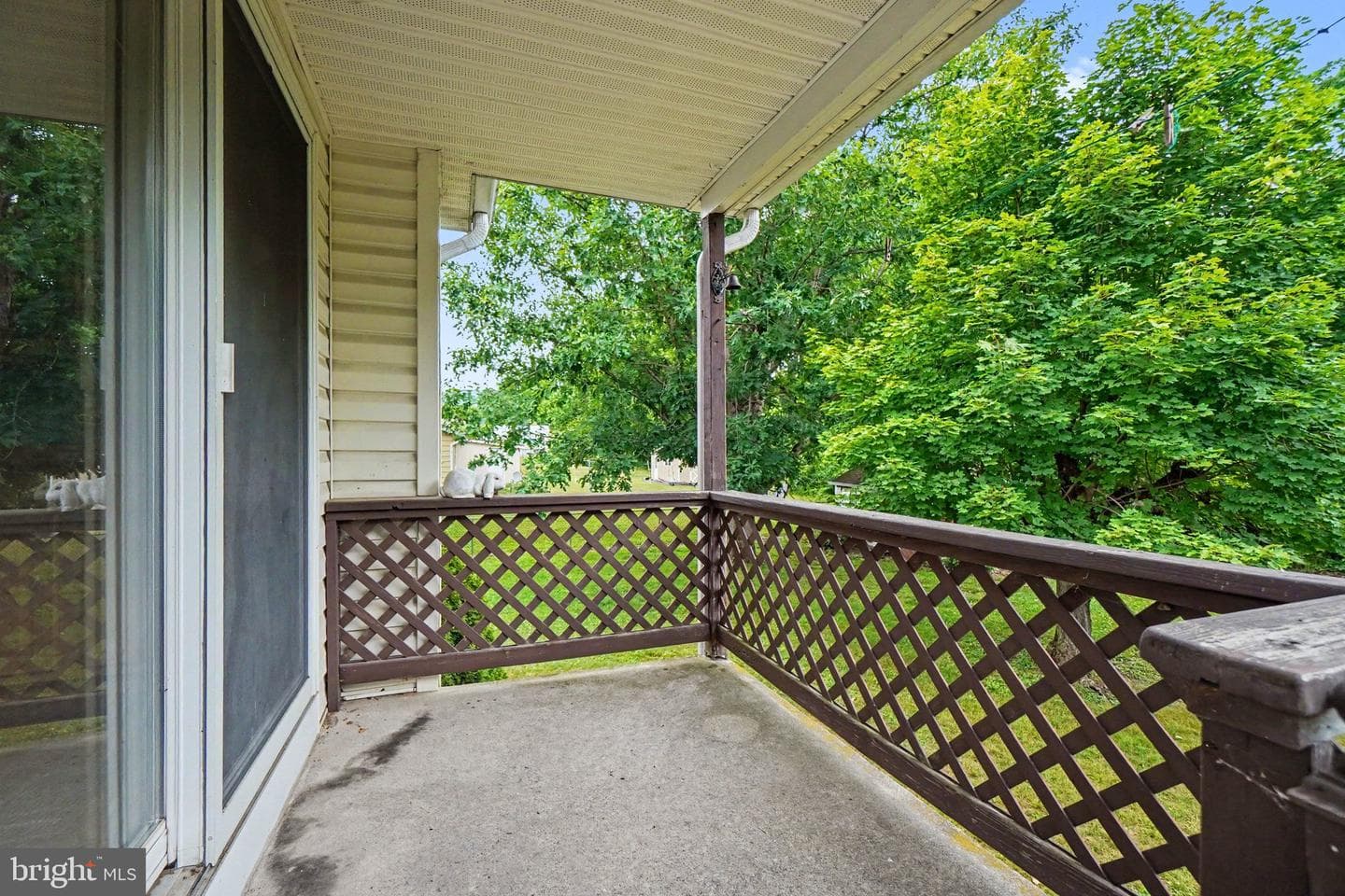 90 Pine Maple Street photo 21