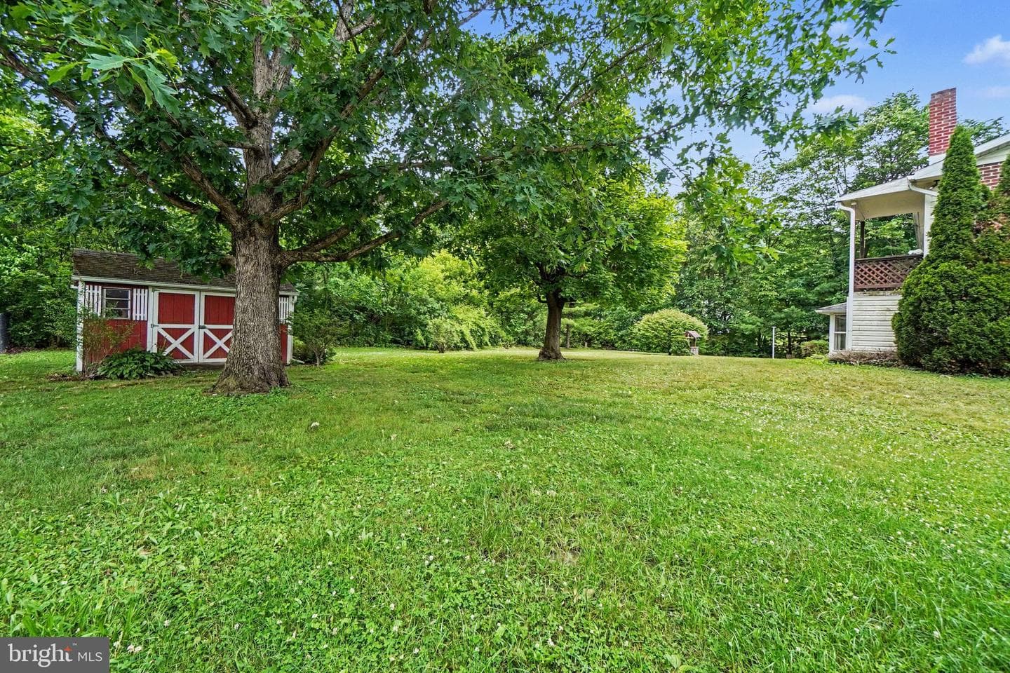 90 Pine Maple Street photo 26