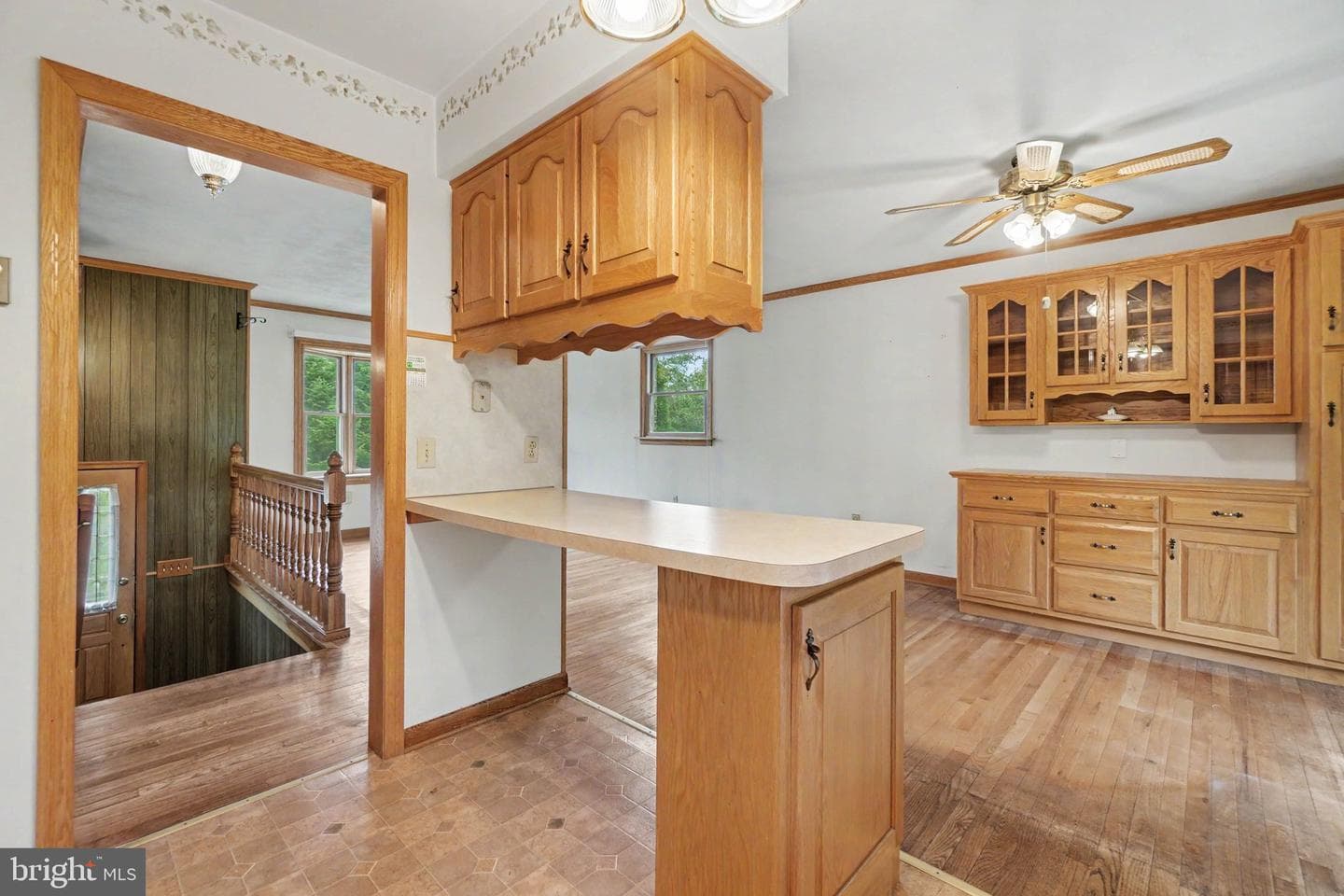 90 Pine Maple Street photo 5