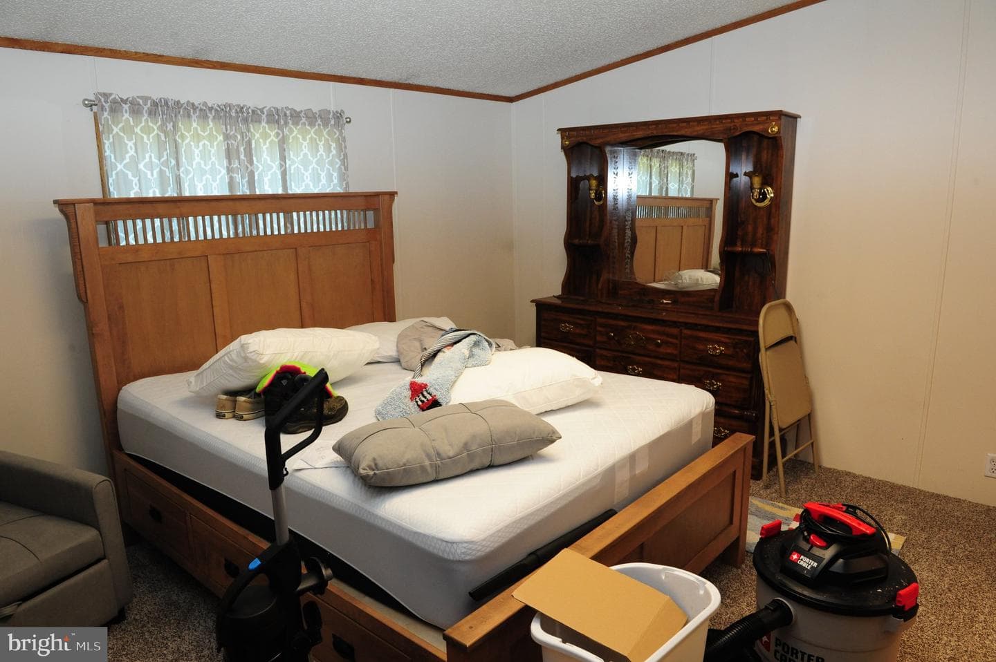 64 Harold Lane photo 5